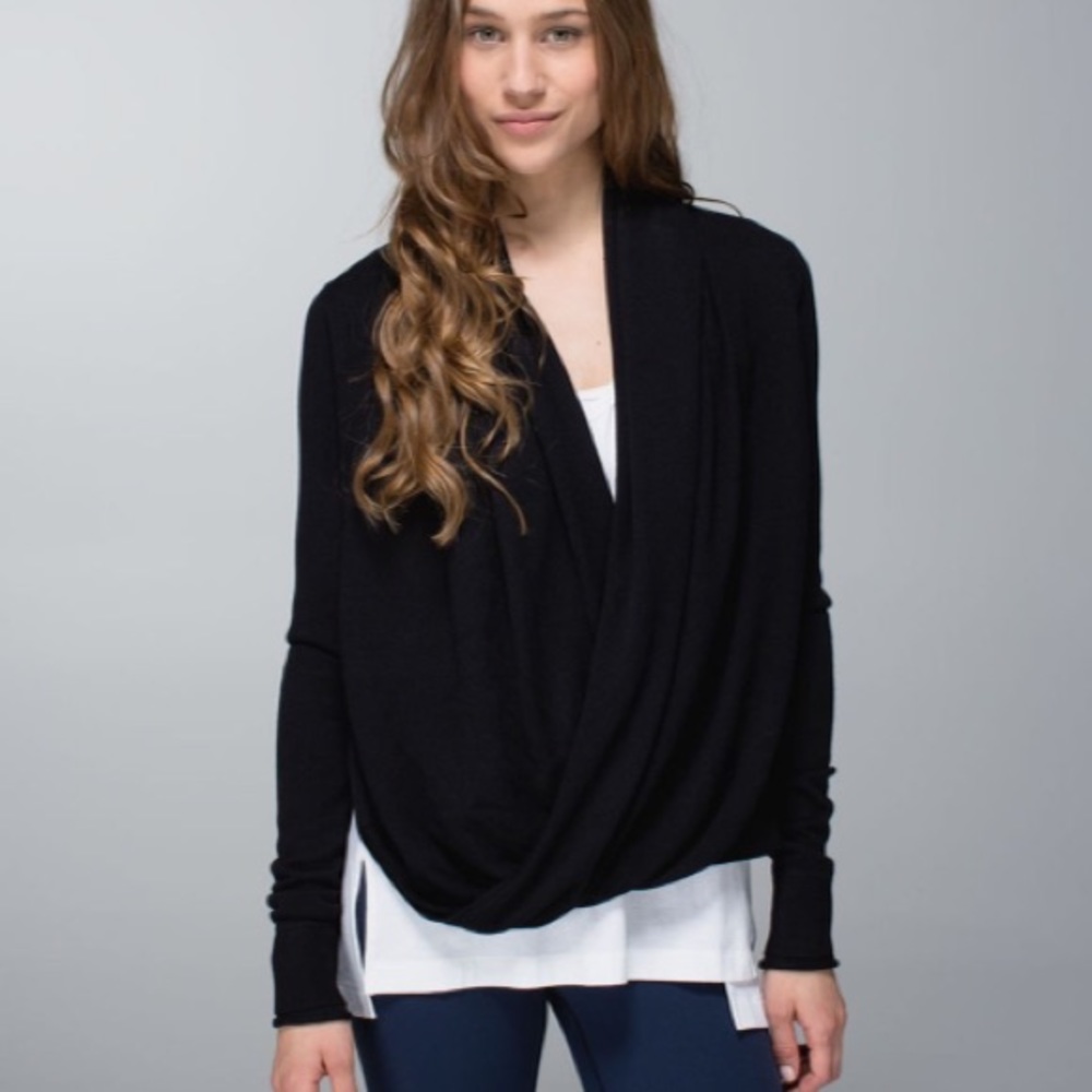 Lululemon Iconic Sweater sz 6 EUC